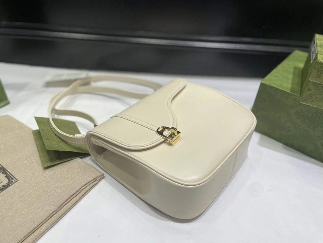 MOMO-- 740988-AAB2B-9022 high quality version item：C-B007F1881R