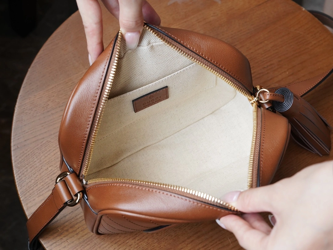 MOMO-- 742360-1IV0G-2535 high quality version item：C-B461H1063Q