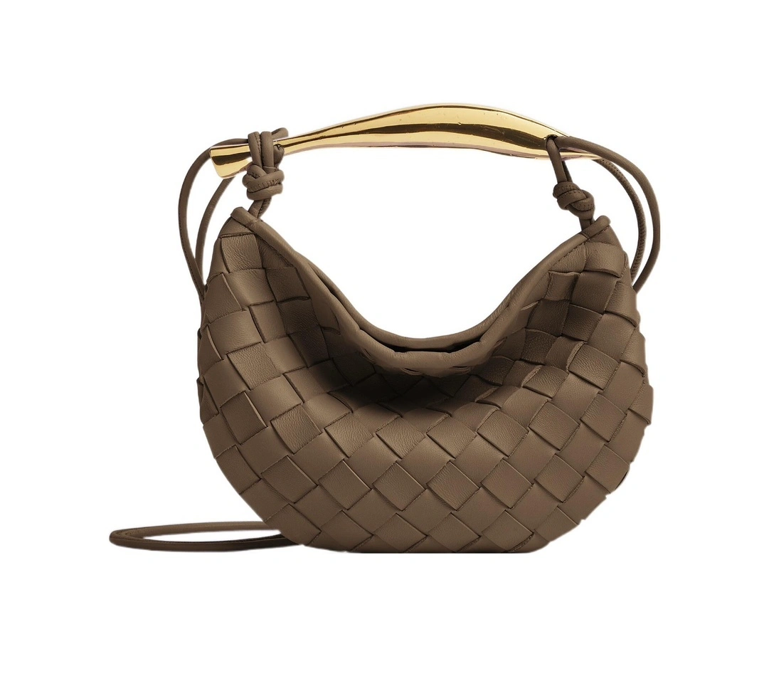MOMO-- 744267VCPP12562 item:D-B063A1639