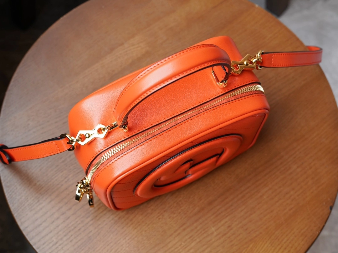 MOMO-- 744434-1IV0G-7519 high quality version item：C-B461H1056Q