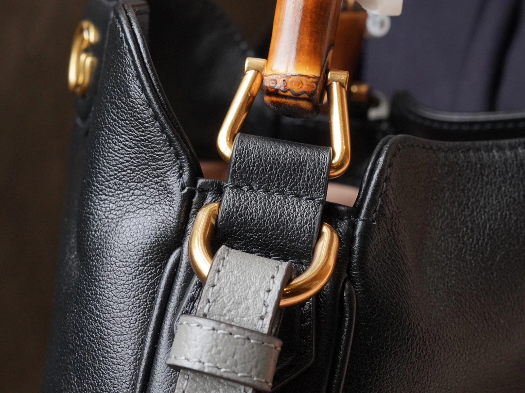 MOMO-- 746251-UAAAY-1092 high quality version item：C-B461H1066Q