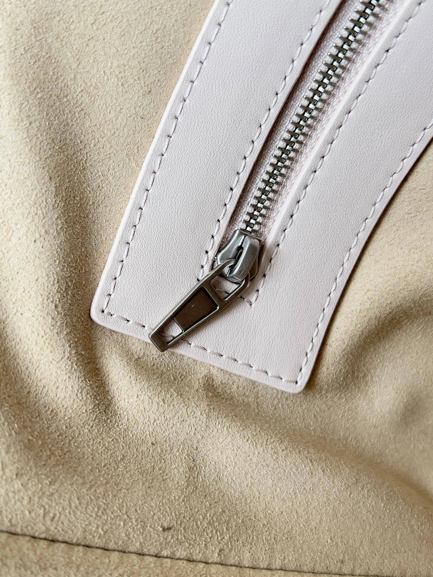 MOMO-- 7470362AAOS9914 Mary kate cowhide item:C-B063L0937R