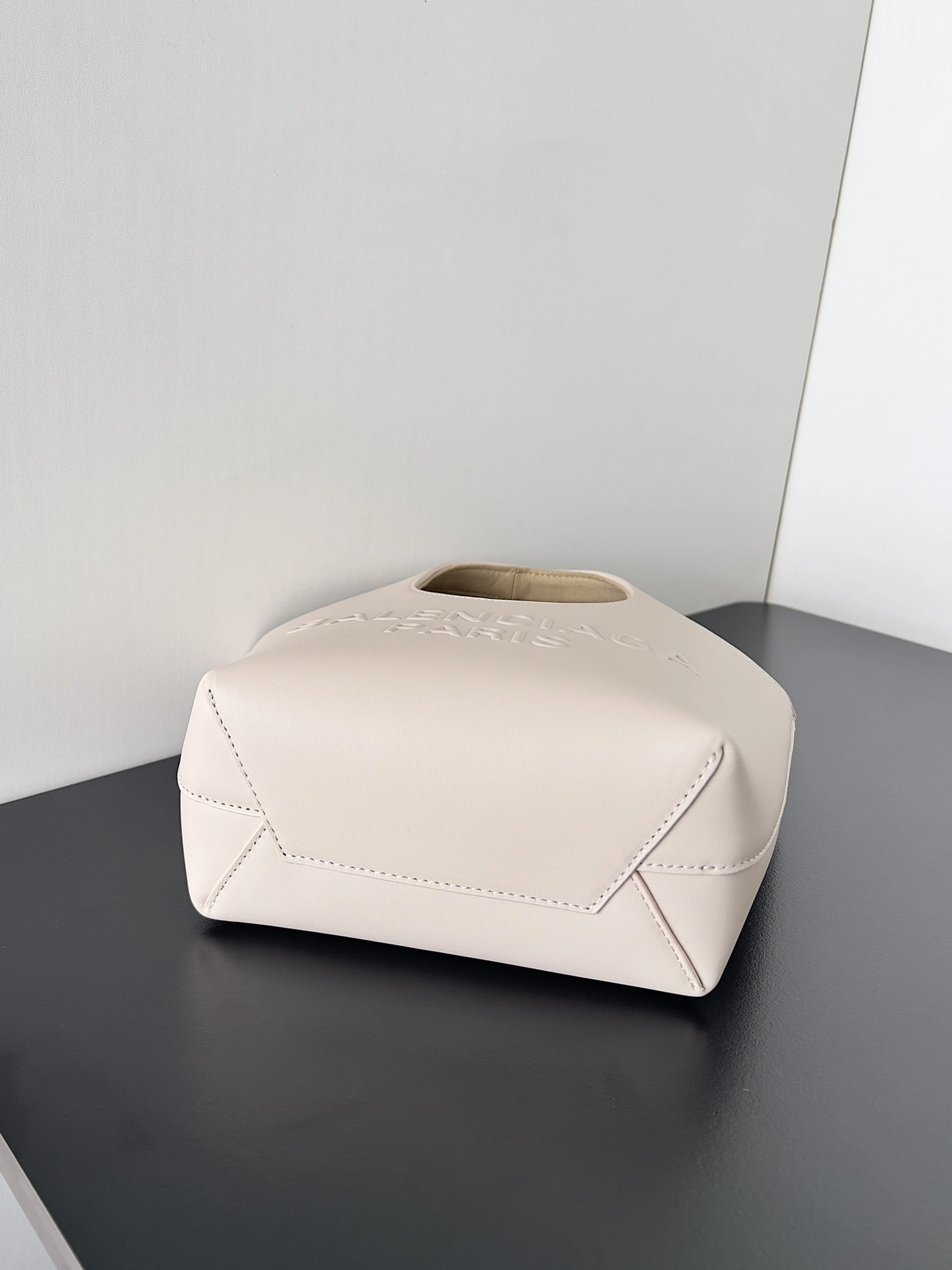 MOMO-- 7470362AAOS9914 Mary kate cowhide item:C-B063L0937R