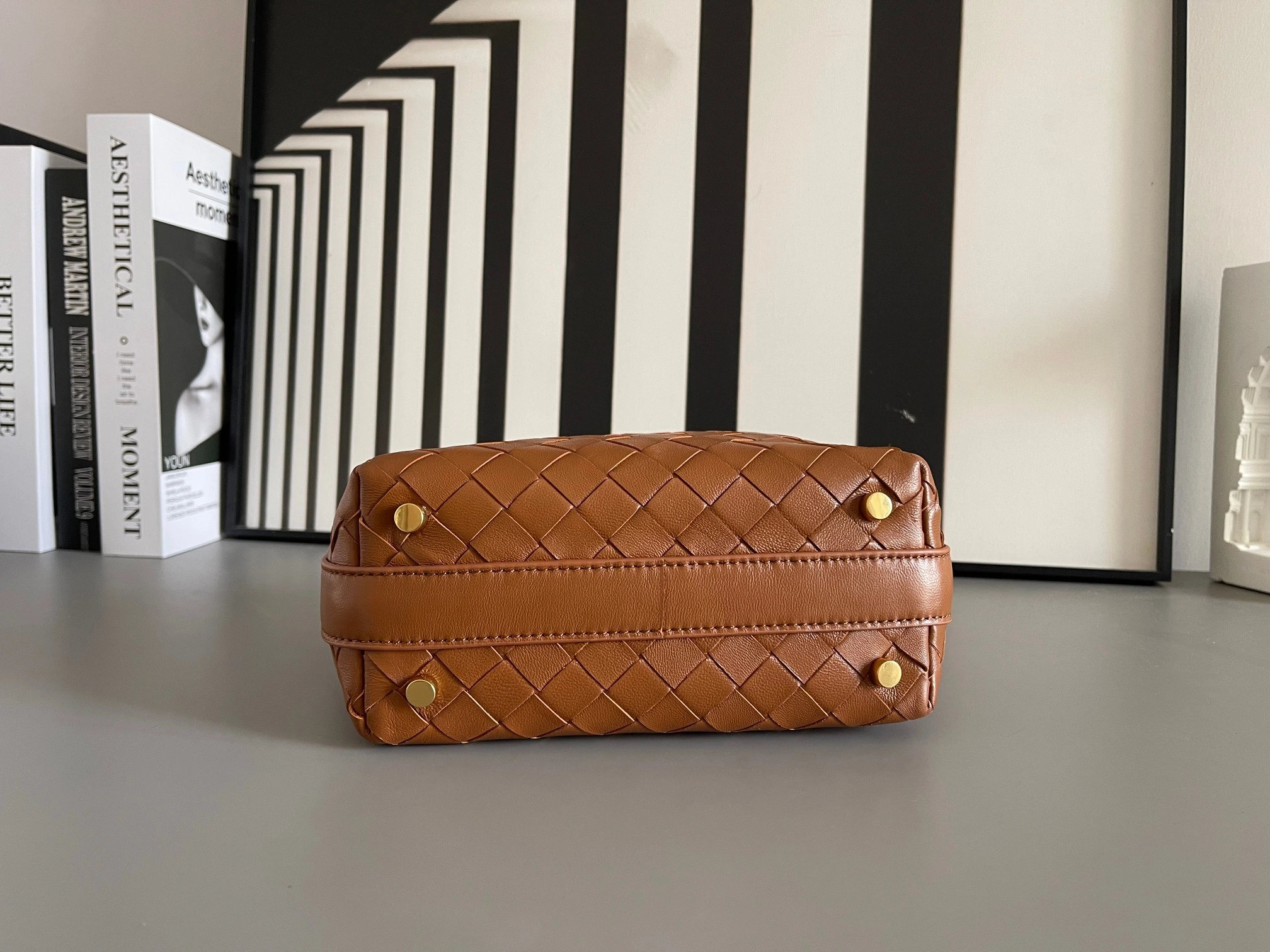 MOMO-- 754443VCPPF2650 sheepskin Wallace intrecciato item:C-B134L0903R