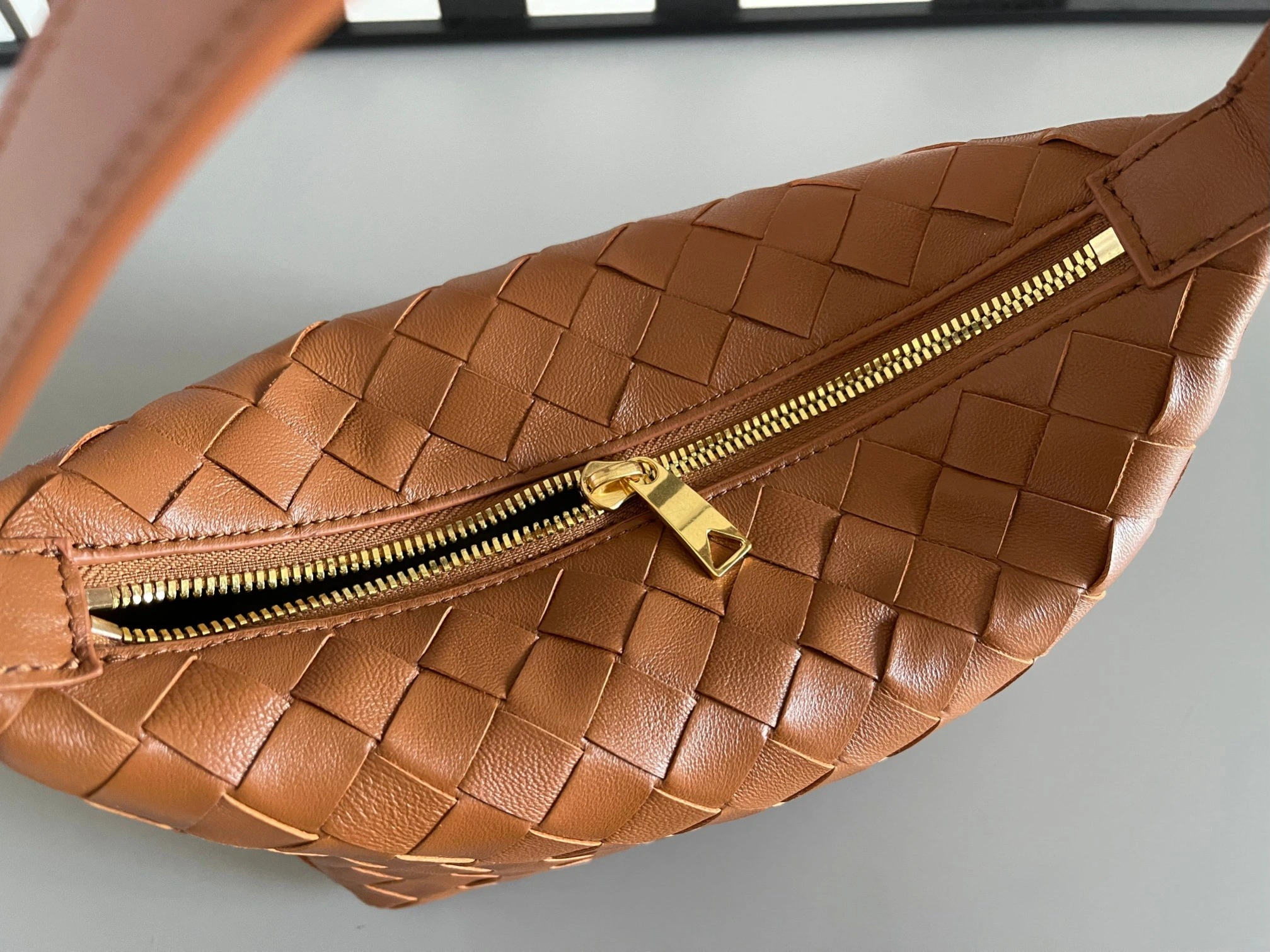 MOMO-- 754443VCPPF2650 sheepskin Wallace intrecciato item:C-B134L0903R