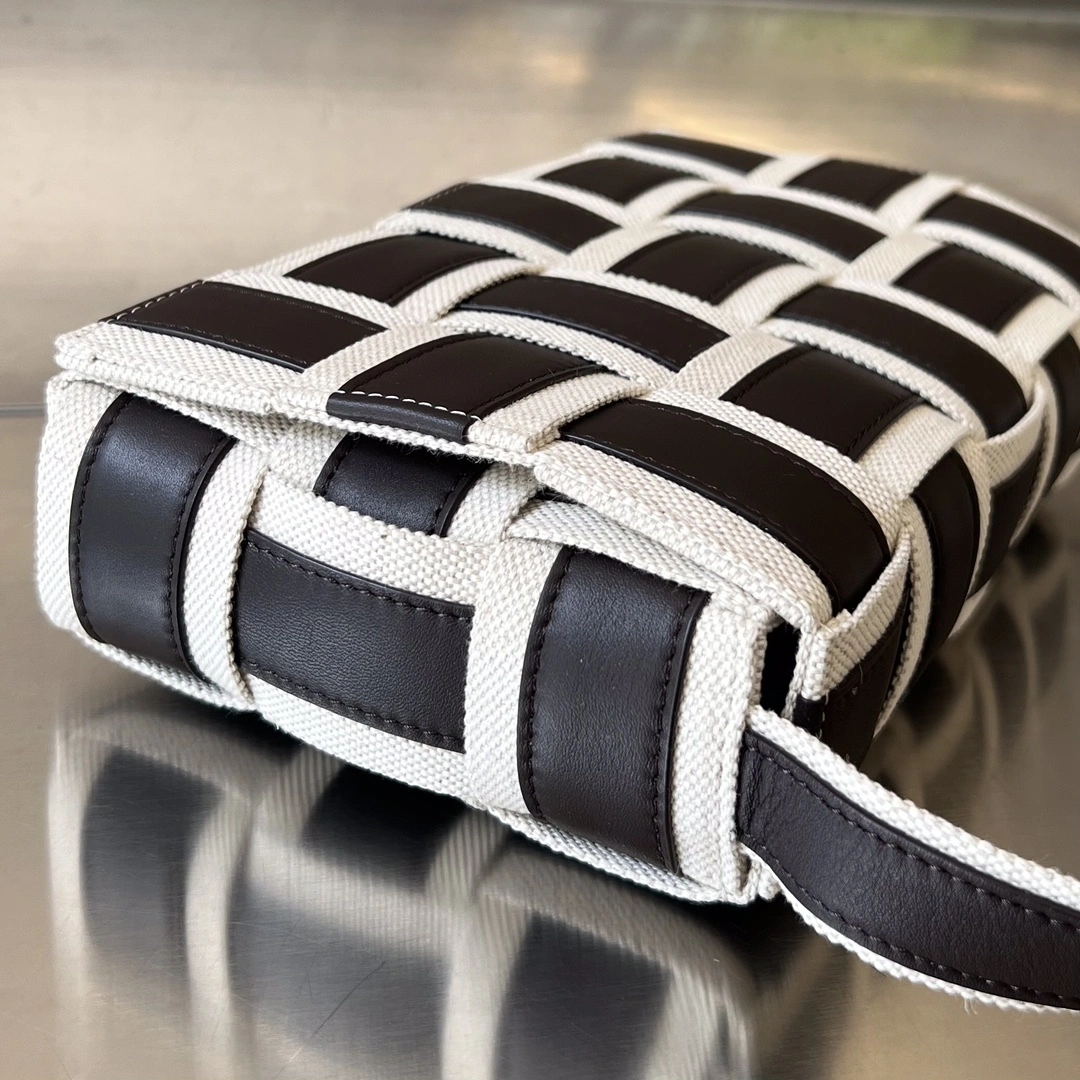 MOMO-- 755217V2OS29284 cowhide item:D-B063E1166