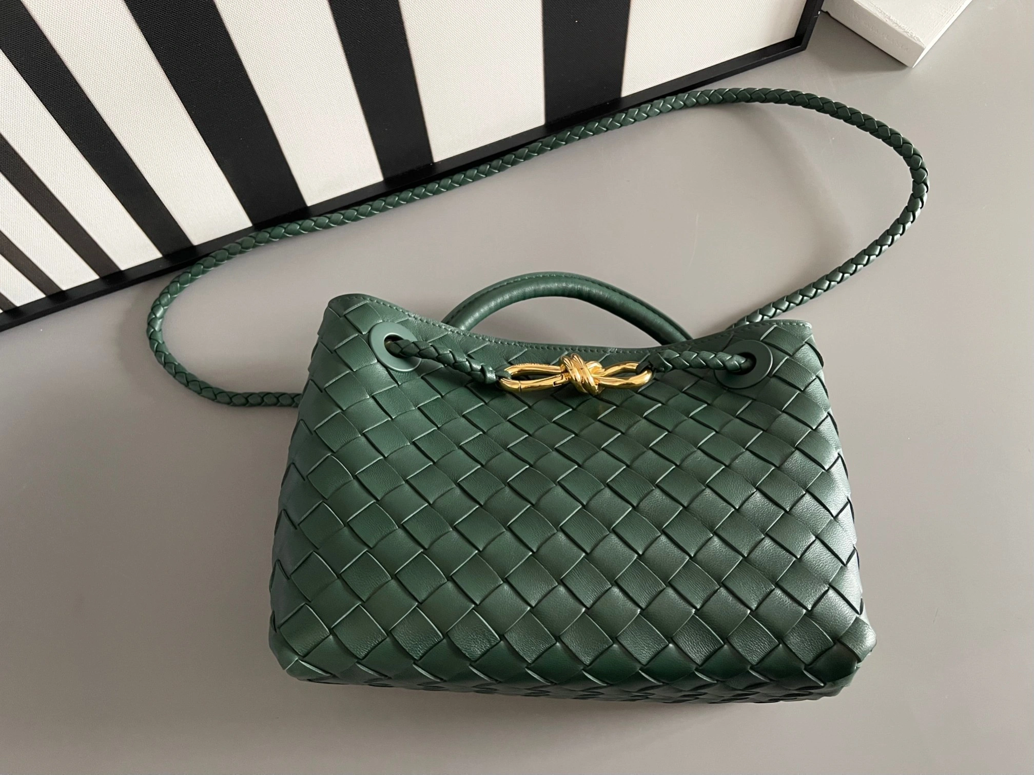 MOMO-- 766014VCPP13418 Intrecciato item:C-B134L0841R