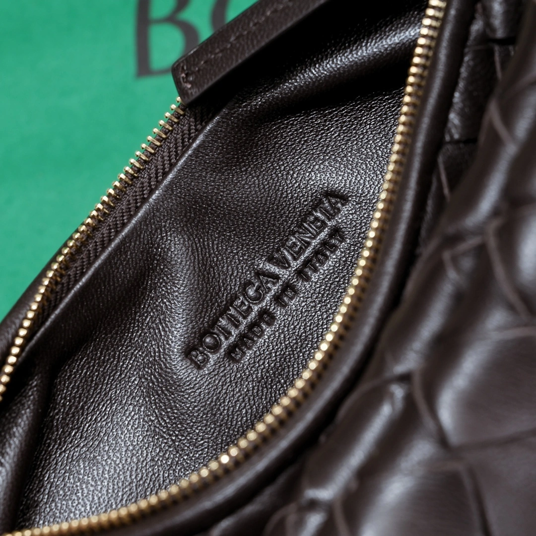 MOMO-- 776764VCPP12190 sheepskin Gemelli intrecciato item:C-B134L0826R