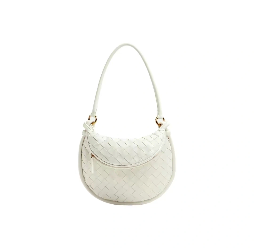 MOMO-- 776764VCPP19092 sheepskin Gemelli intrecciato item:C-B134L0901R