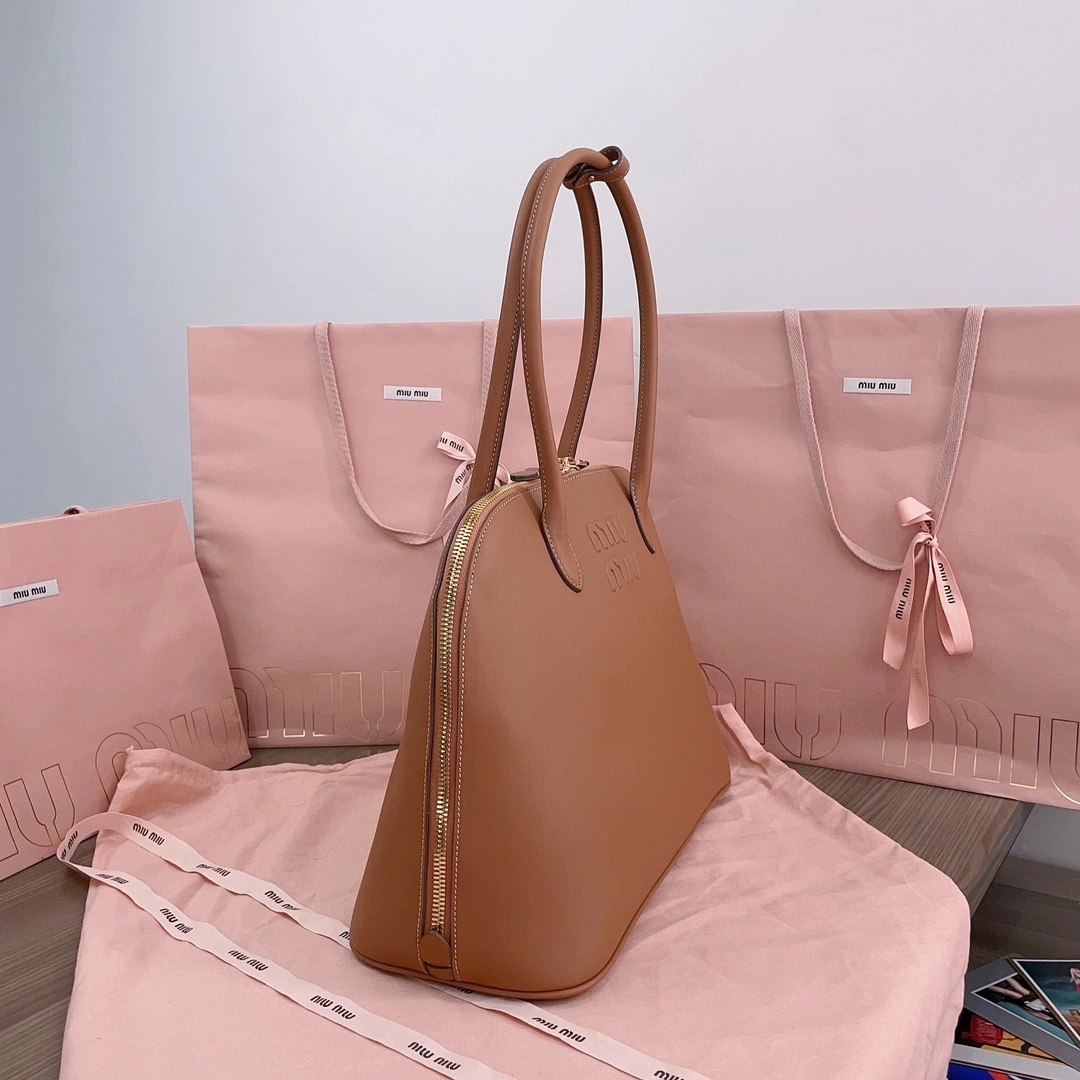 MOMO-- 7iu7iu 5BA289_2CRM_F0046_V_OOO Calfskin item:D-B063G2675