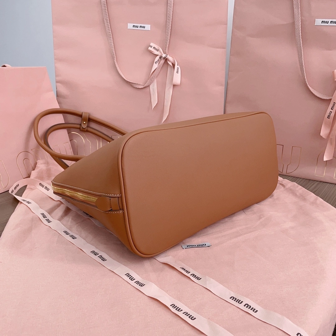 MOMO-- 7iu7iu 5BA289_2CRM_F0046_V_OOO Calfskin item:D-B063G2675