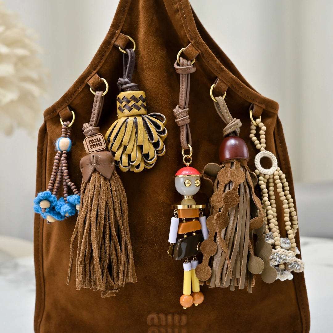 MOMO-- 7iu7iu 5BA295_2IBU_F0316 sheepskin item:E-B000G1301