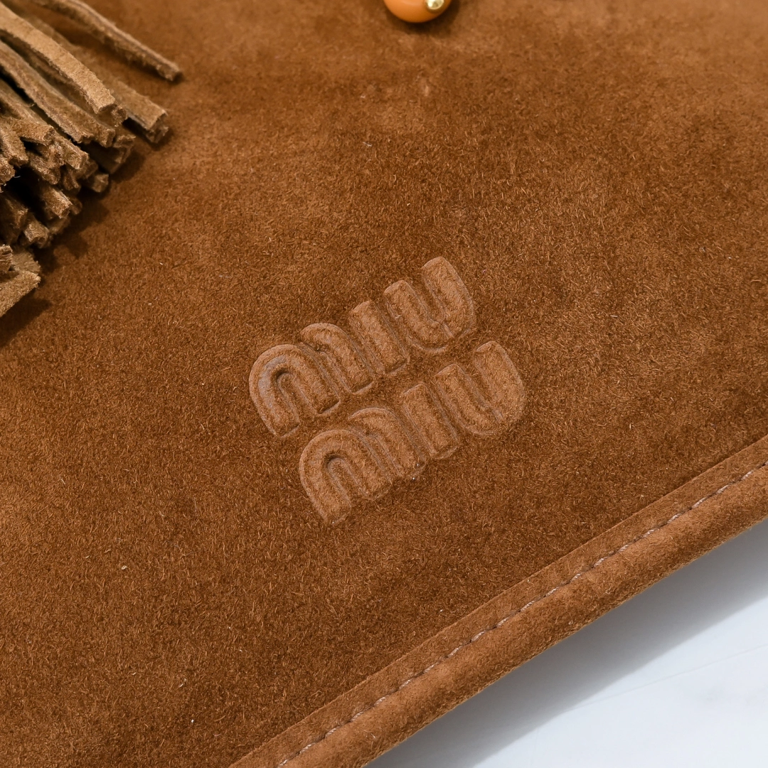 MOMO-- 7iu7iu 5BA295_2IBU_F0316 sheepskin item:E-B000G1301