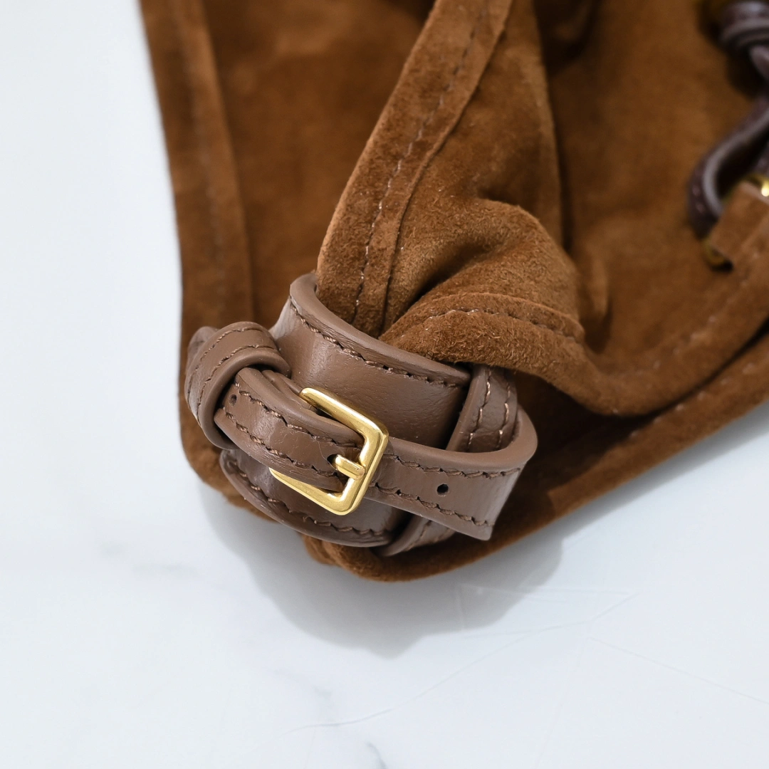 MOMO-- 7iu7iu 5BA295_2IBU_F0316 sheepskin item:E-B000G1301