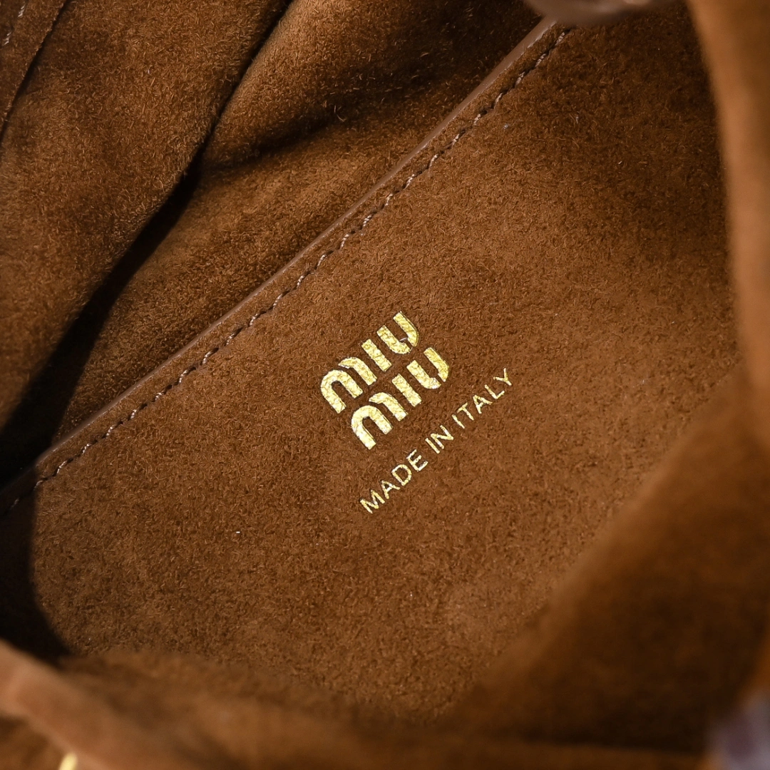 MOMO-- 7iu7iu 5BA295_2IBU_F0316 sheepskin item:E-B000G1301