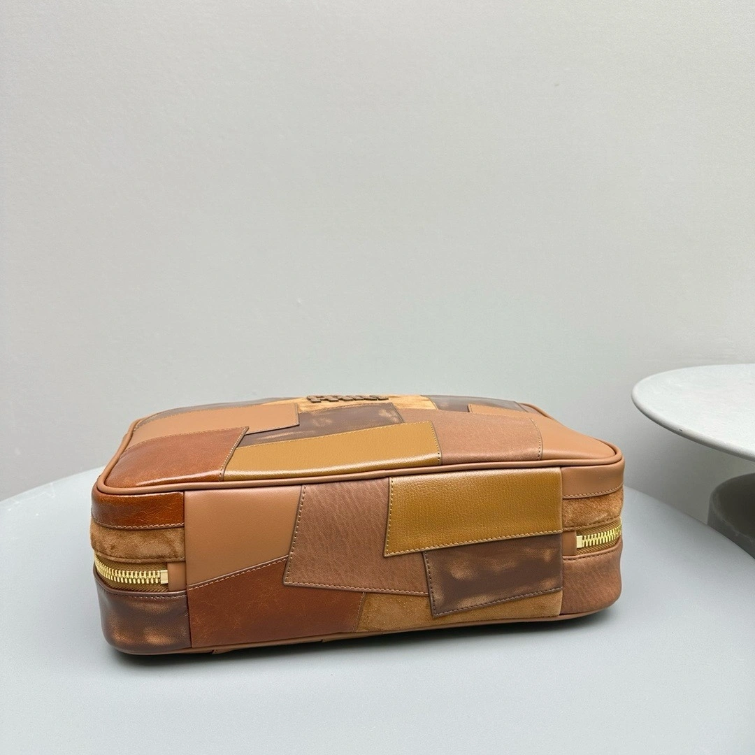 MOMO-- 7iu7iu 5BB117-2CRV-F0046-V-MLN Calfskin item:D-B000G2208