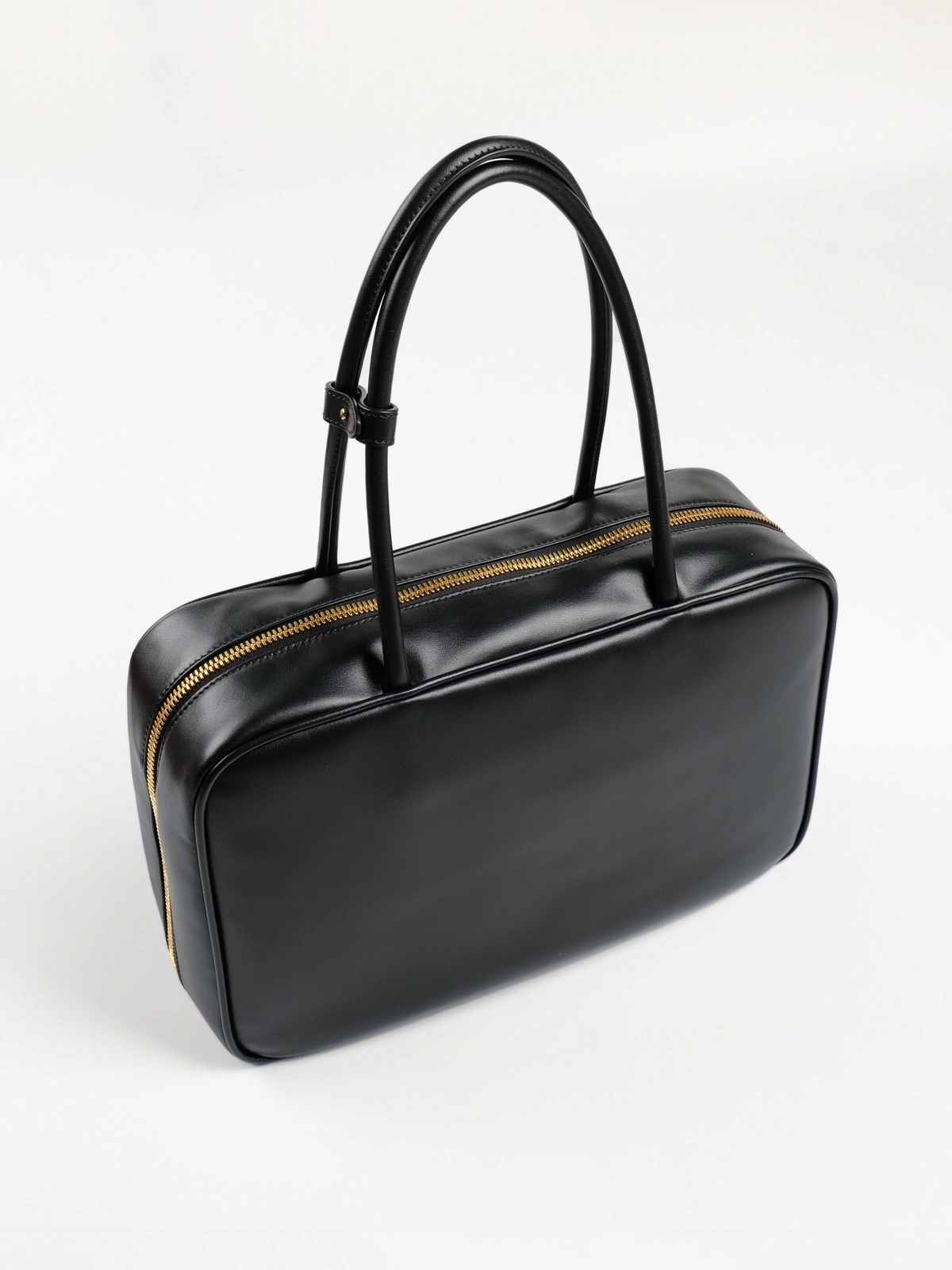 MOMO-- 7iu7iu 5BB117_2DDJ_F0002_V_MON high quality version 𝐁𝐞𝐚𝐮 item:E-B461A1243