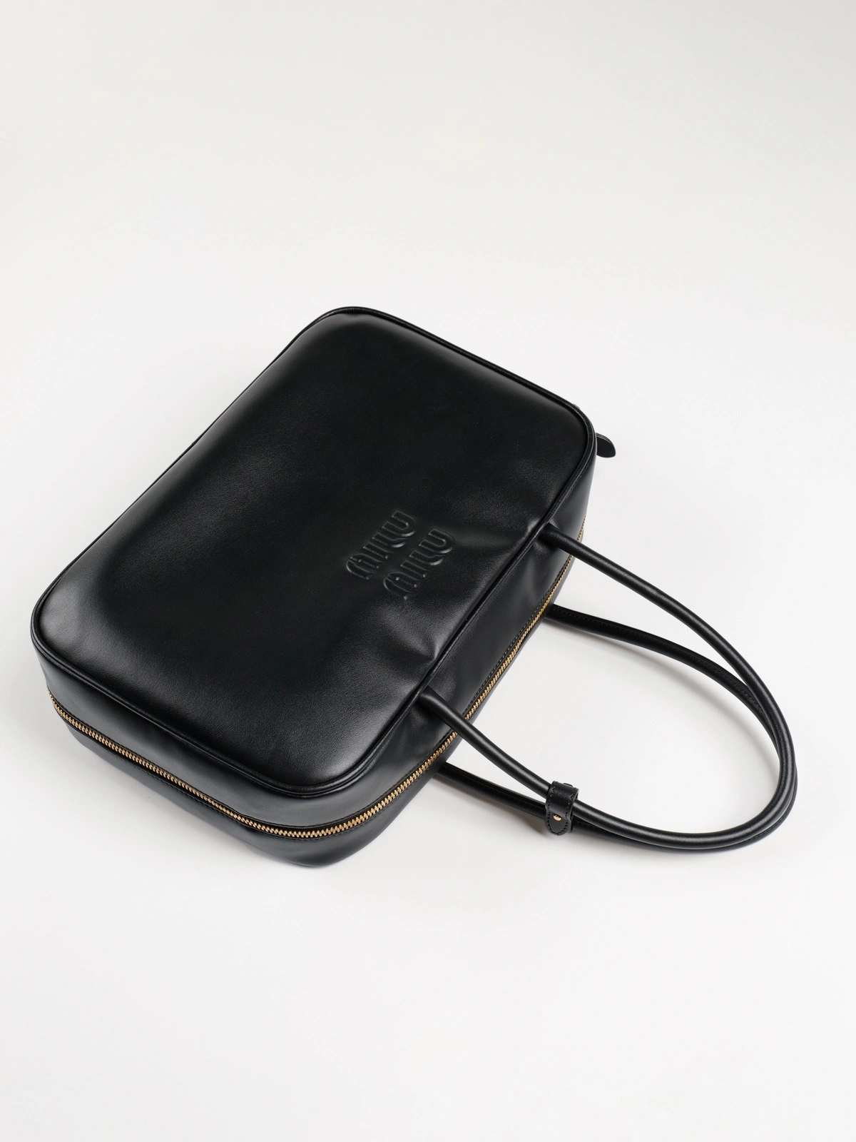 MOMO-- 7iu7iu 5BB117_2DDJ_F0002_V_MON high quality version 𝐁𝐞𝐚𝐮 item:E-B461A1243