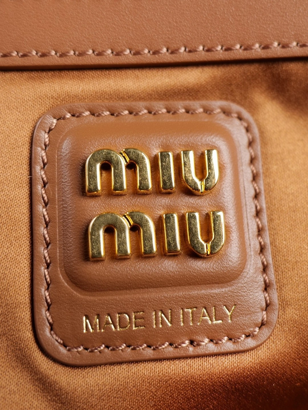 MOMO-- 7iu7iu 5BB117_2DDJ_F0046_V_MON high quality version Beau item:E-B461A1267