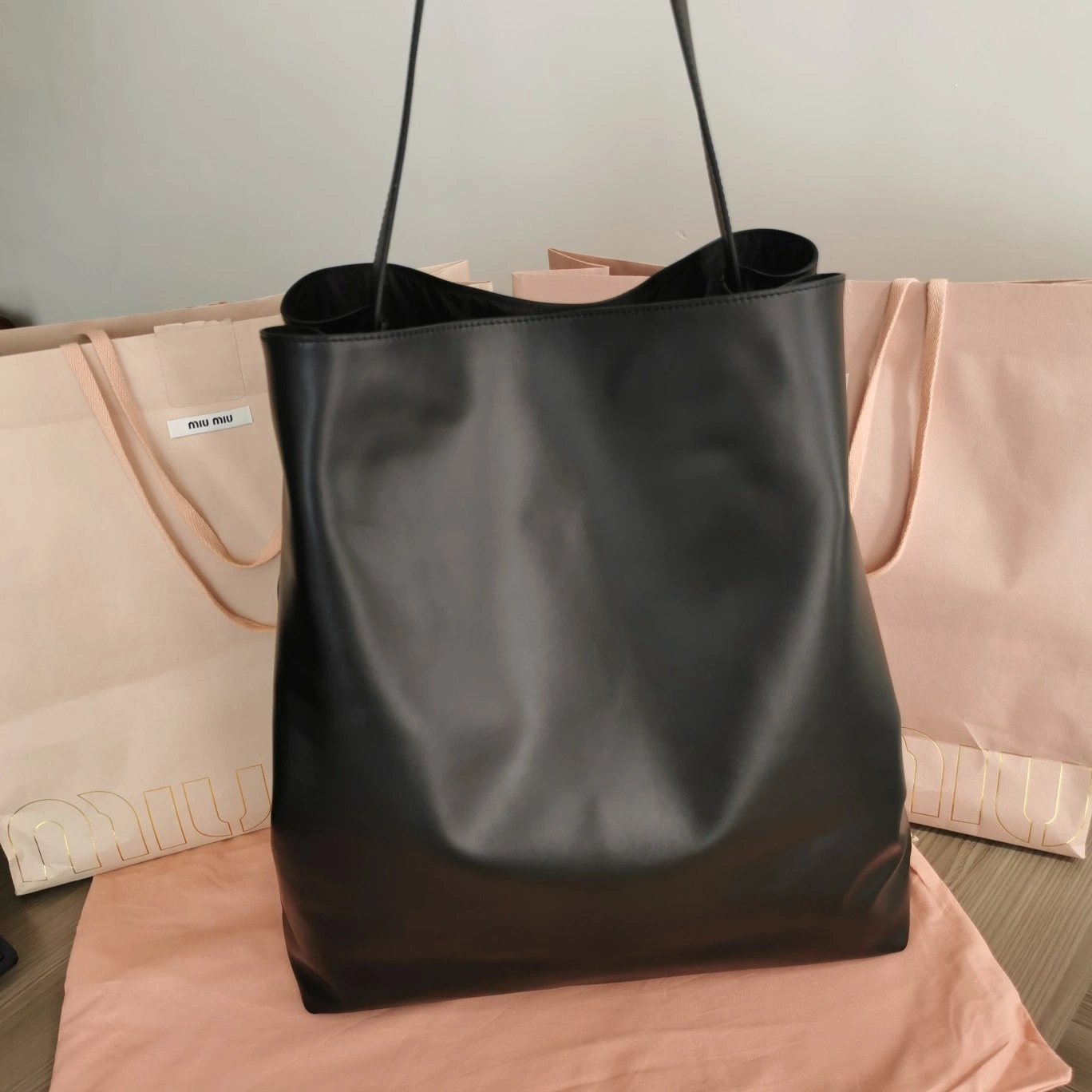 MOMO-- 7iu7iu 5BC117-2DDJ-F0002-V-OOO Calfskin item:D-B063G2206