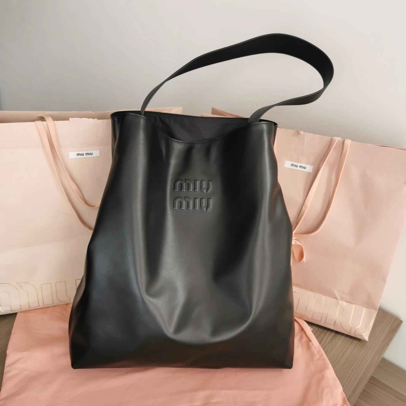 MOMO-- 7iu7iu 5BC117-2DDJ-F0002-V-OOO Calfskin item:D-B063G2206