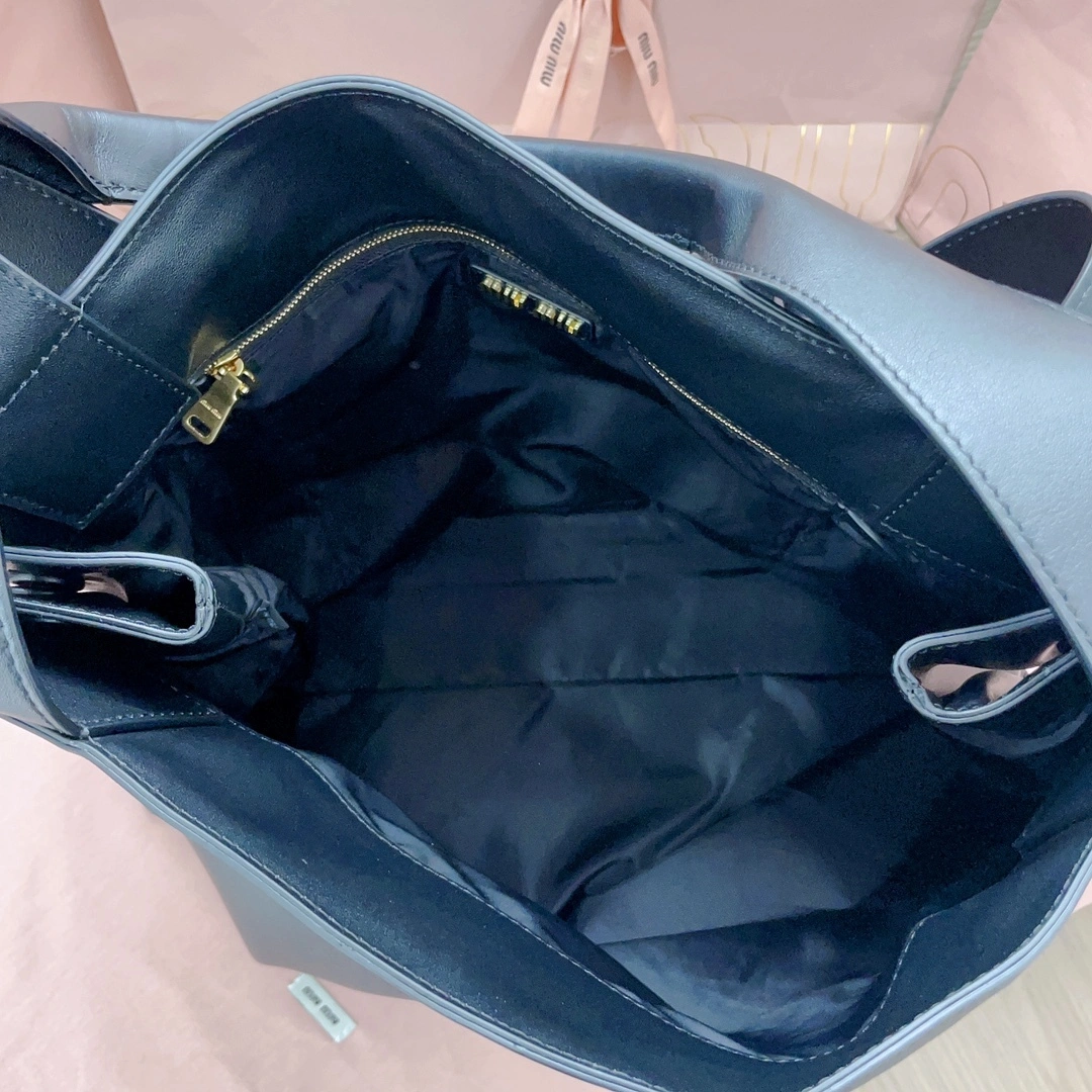 &MOMO-- 7iu7iu 5BC119-2DDJ-F0002-V-OLM Calfskin item:D-B063G2205