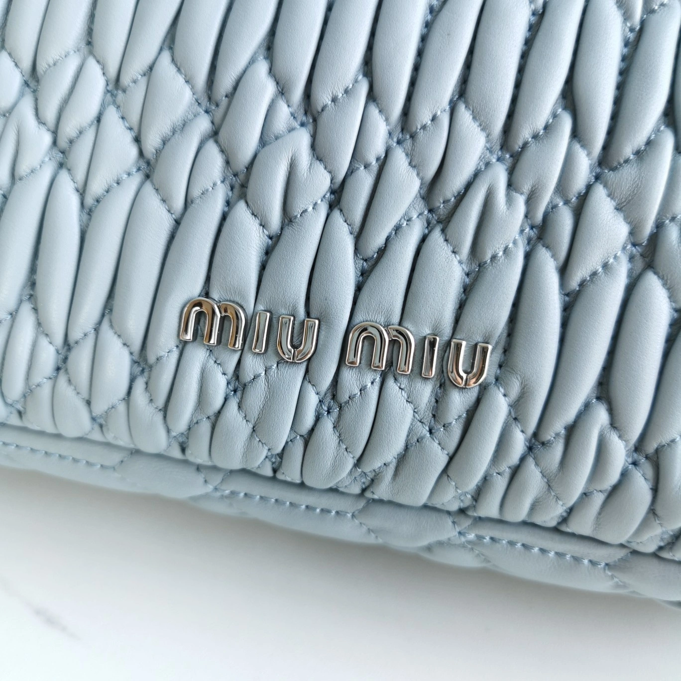 MOMO-- 7iu7iu 5BD233-FVJ-F0012-V-COG sheepskin item:D-B063G2229