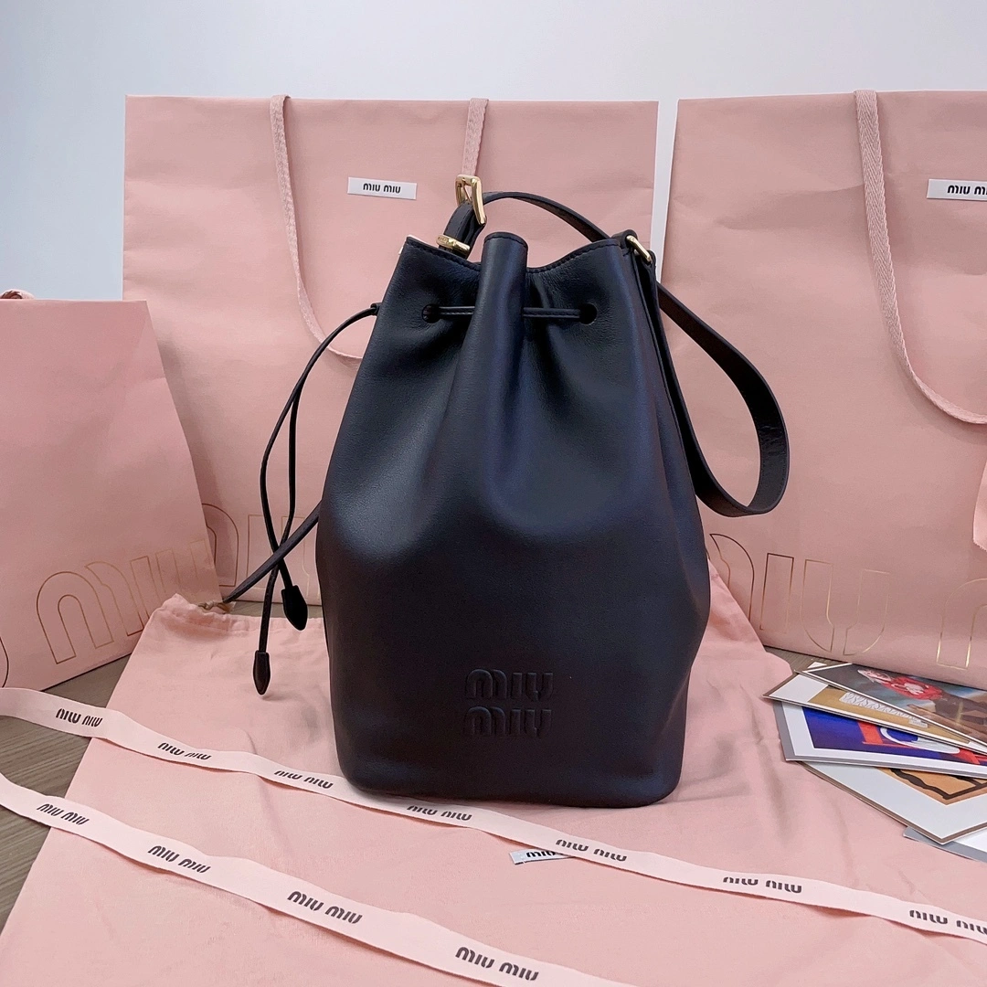 MOMO-- 7iu7iu 5BE089_2CRM_F0002_V_OOO Calfskin item:D-B063G2221