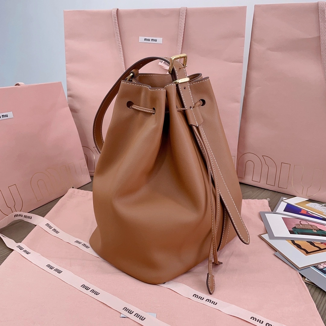 MOMO-- 7iu7iu 5BE089_2CRM_F0046_V_OOO Calfskin item:D-B063G2223