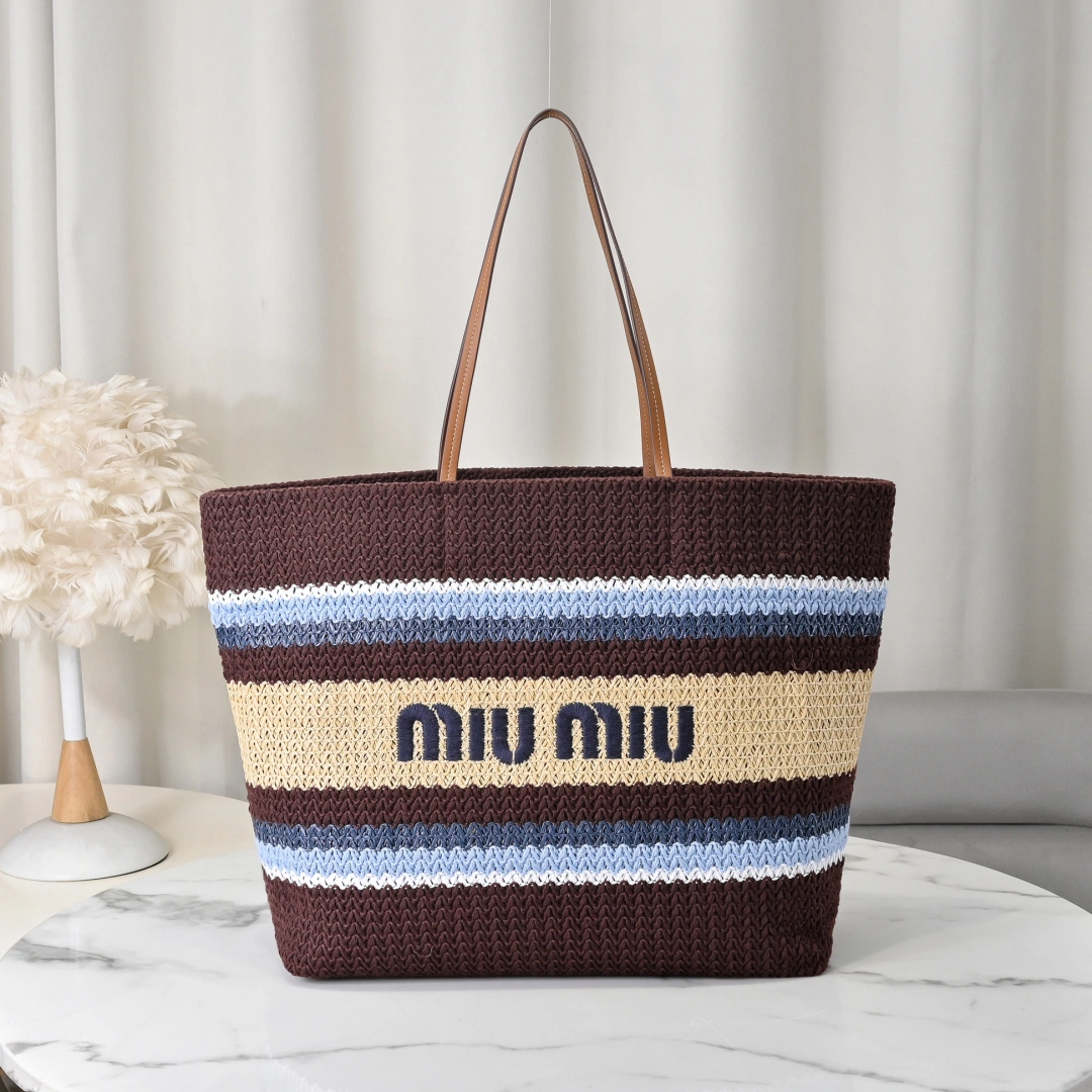 MOMO-- 7iu7iu 5BG228_2DO3_F04EM_V_OO1 high quality version item:E-B000I1736