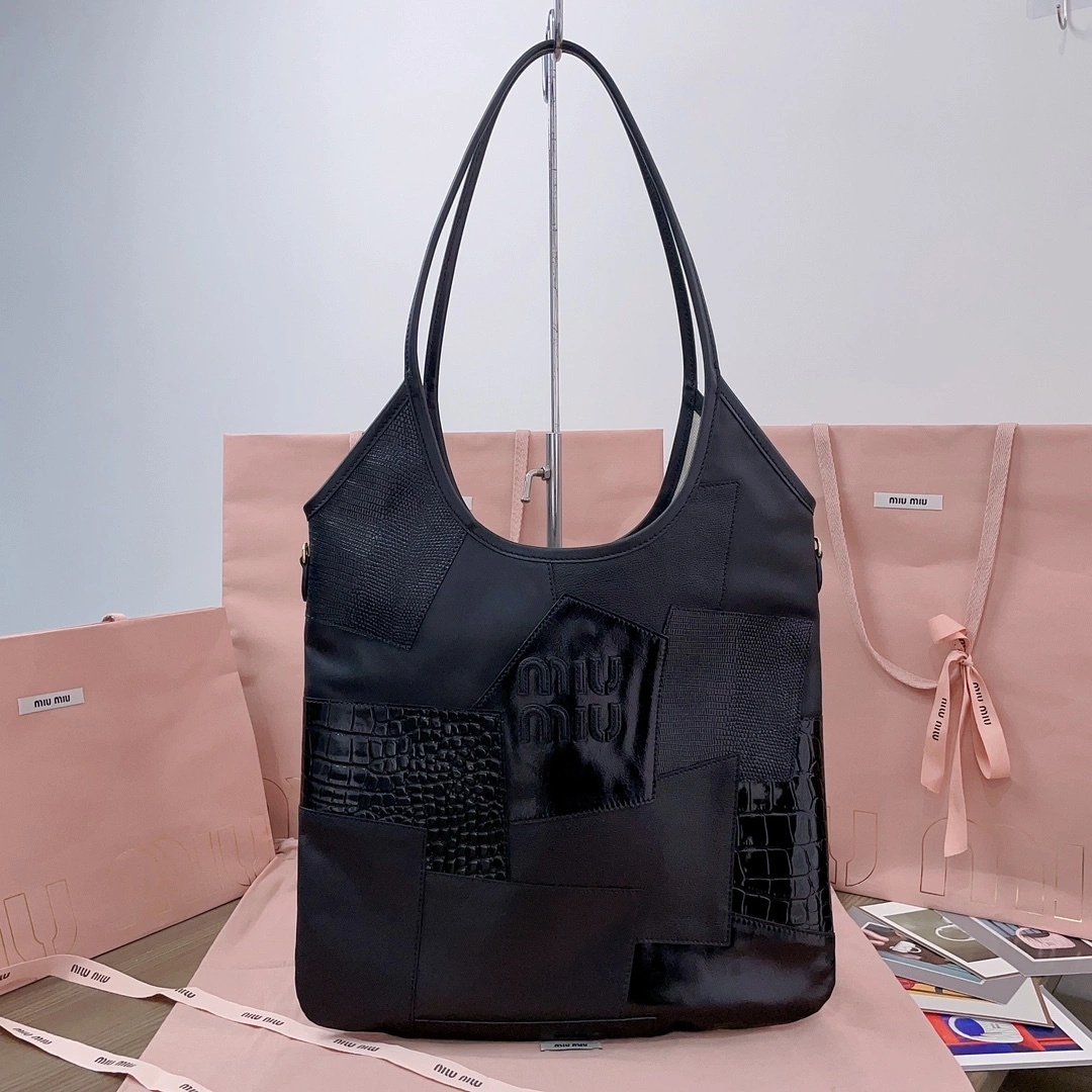 MOMO-- 7iu7iu 5BG231_2CRI_F0002_V_MLY Calfskin item:D-B063G2217