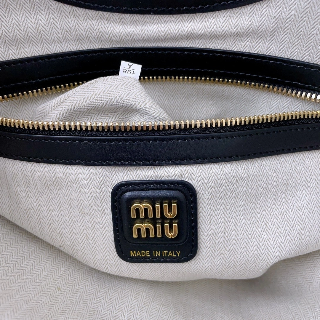 MOMO-- 7iu7iu 5BG231_2CRI_F0002_V_MLY Calfskin item:D-B063G2217
