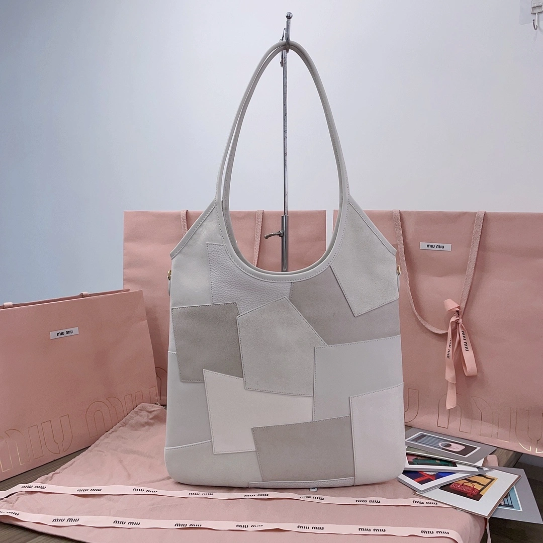 MOMO-- 7iu7iu 5BG231_2CRV_F0K74_V_MLN Calfskin item:D-B063G2216