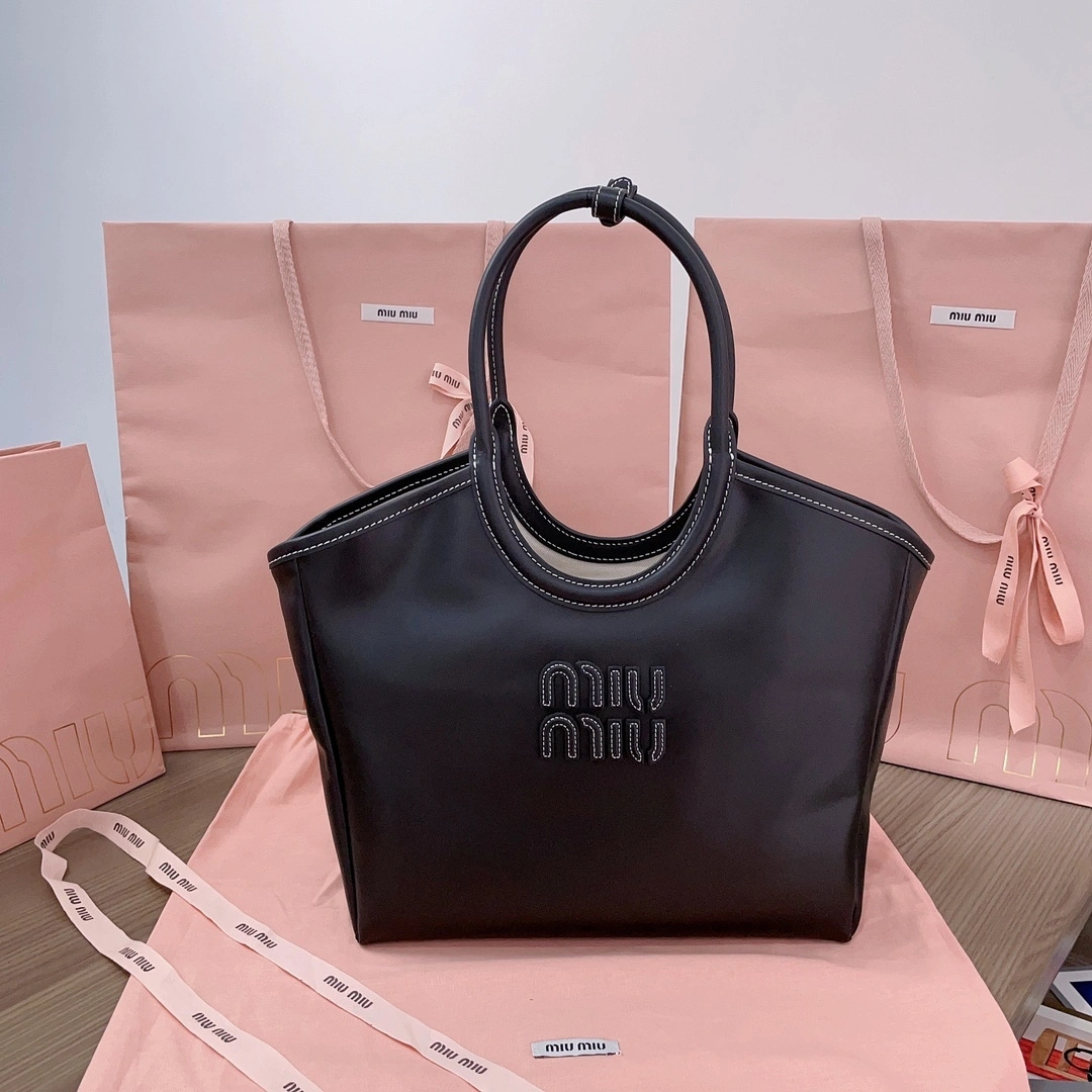 MOMO-- 7iu7iu 5BG281_2DDJ_F0002_V_OOO Calfskin item:D-B063G2210