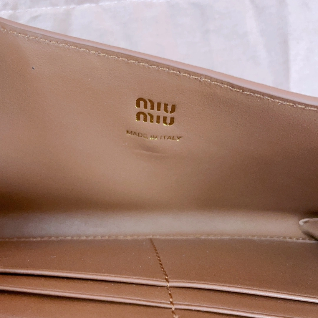 MOMO-- 7iu7iu 5MT025_2CRT_F0P8Q Calfskin item:D-B063G2673