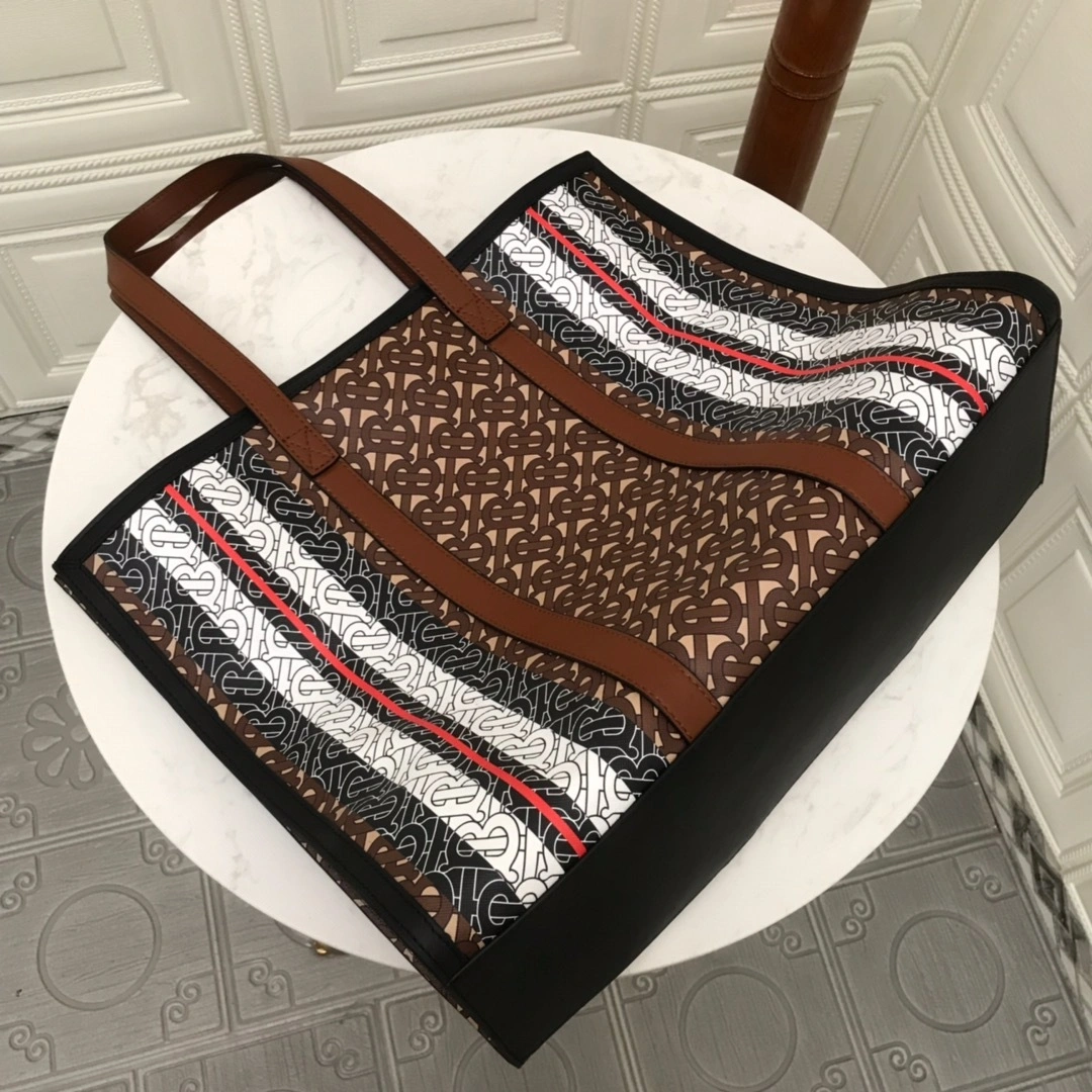 MOMO-- 8021488 item:D-B278A2317R