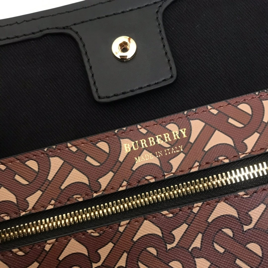 MOMO-- 8021488 item:D-B278A2317R