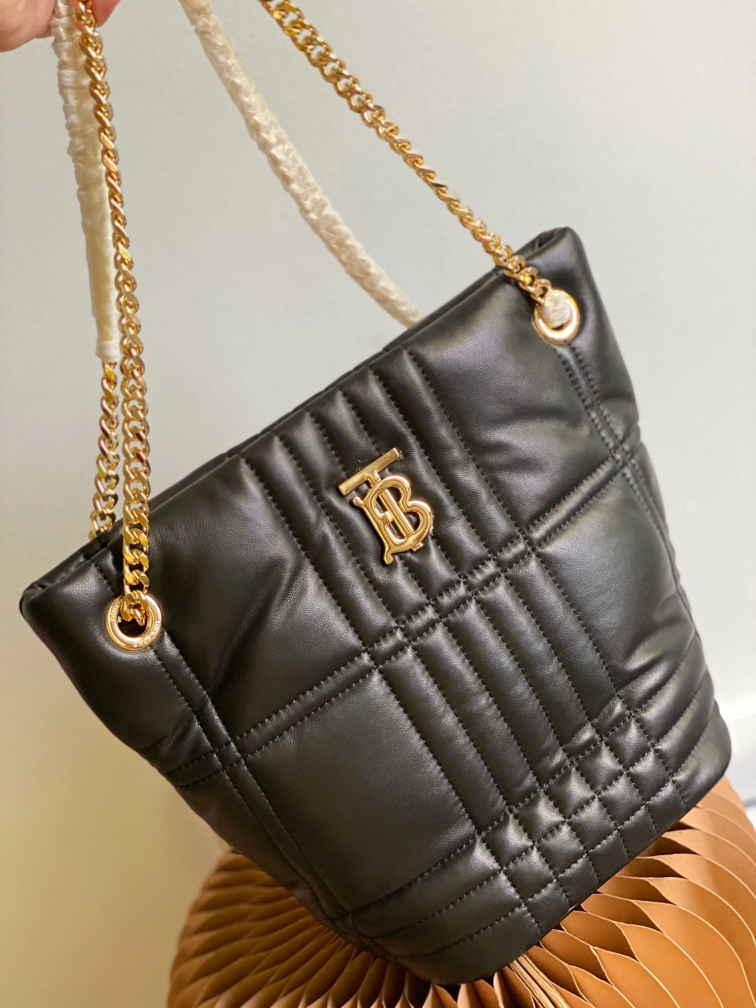 MOMO-- 80462321 item:D-B278A2328R