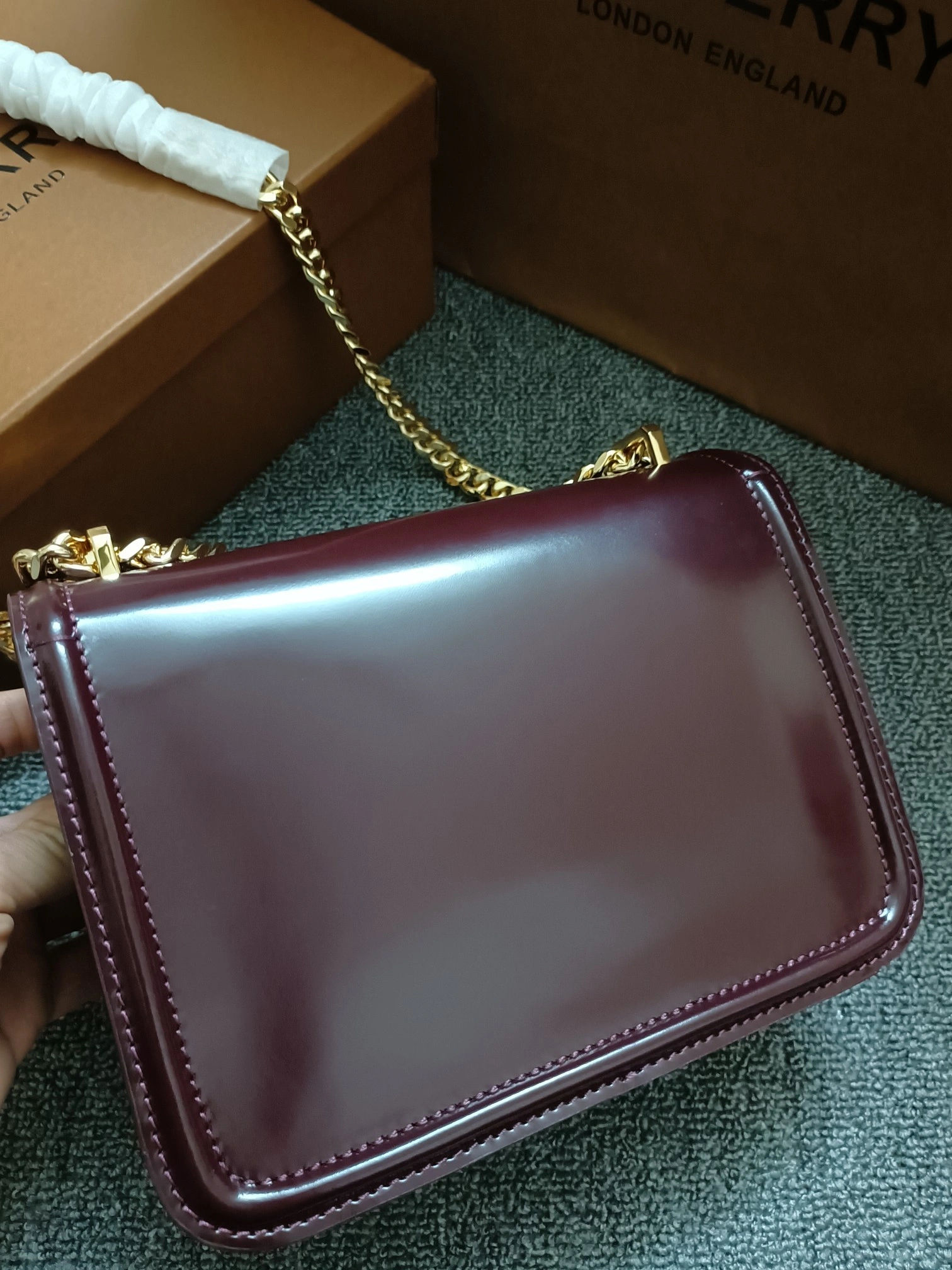 &MOMO-- 80490161 item:D-B278A2327R