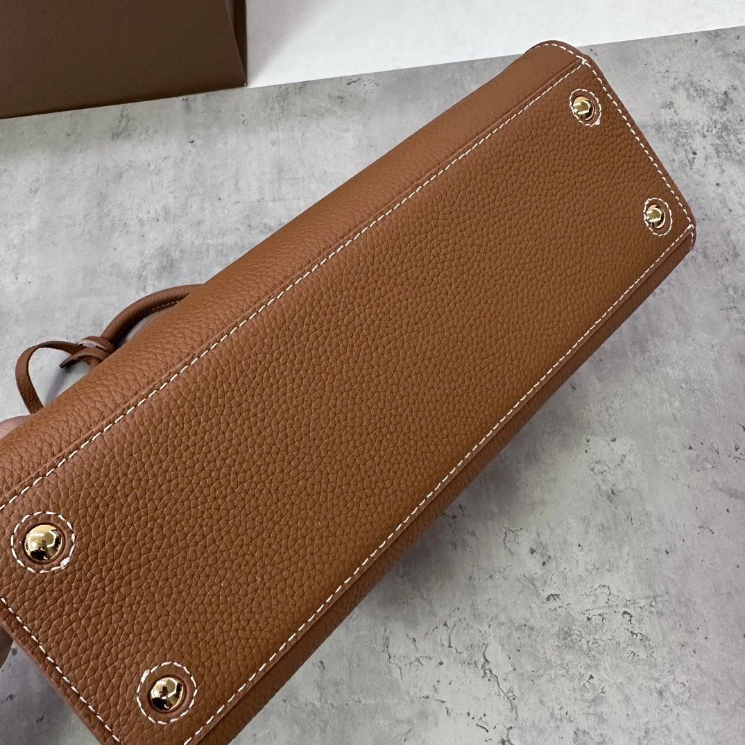 MOMO-- 80490451 item:D-B278A2246R