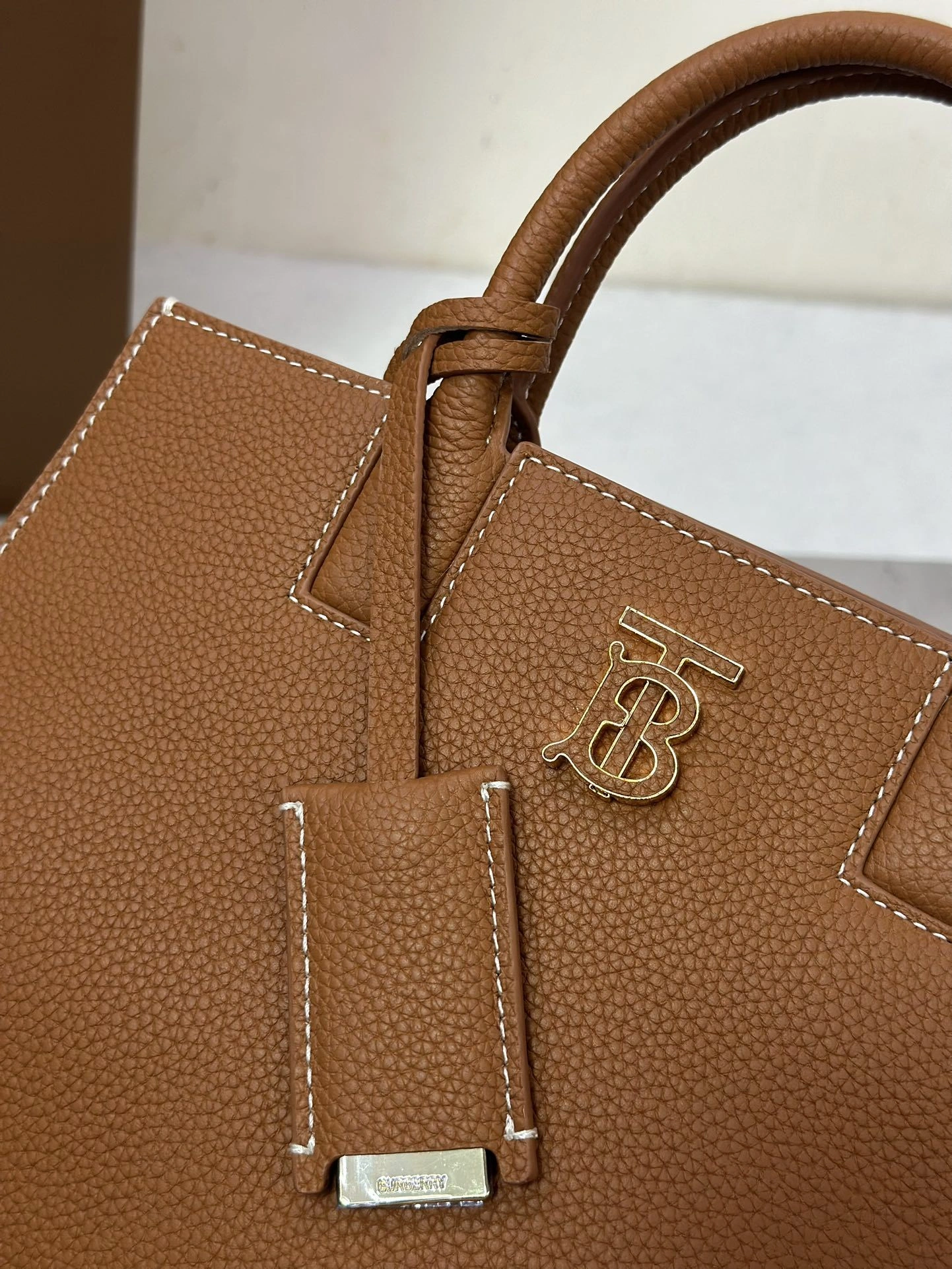 MOMO-- 80490451 item:D-B278A2246R