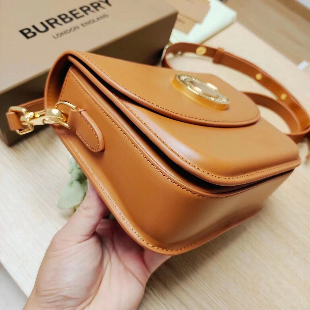 MOMO-- 80557761 item:D-B000A2426R