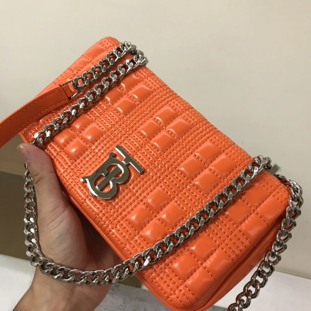 MOMO-- 80557931 item:D-B278A2289R