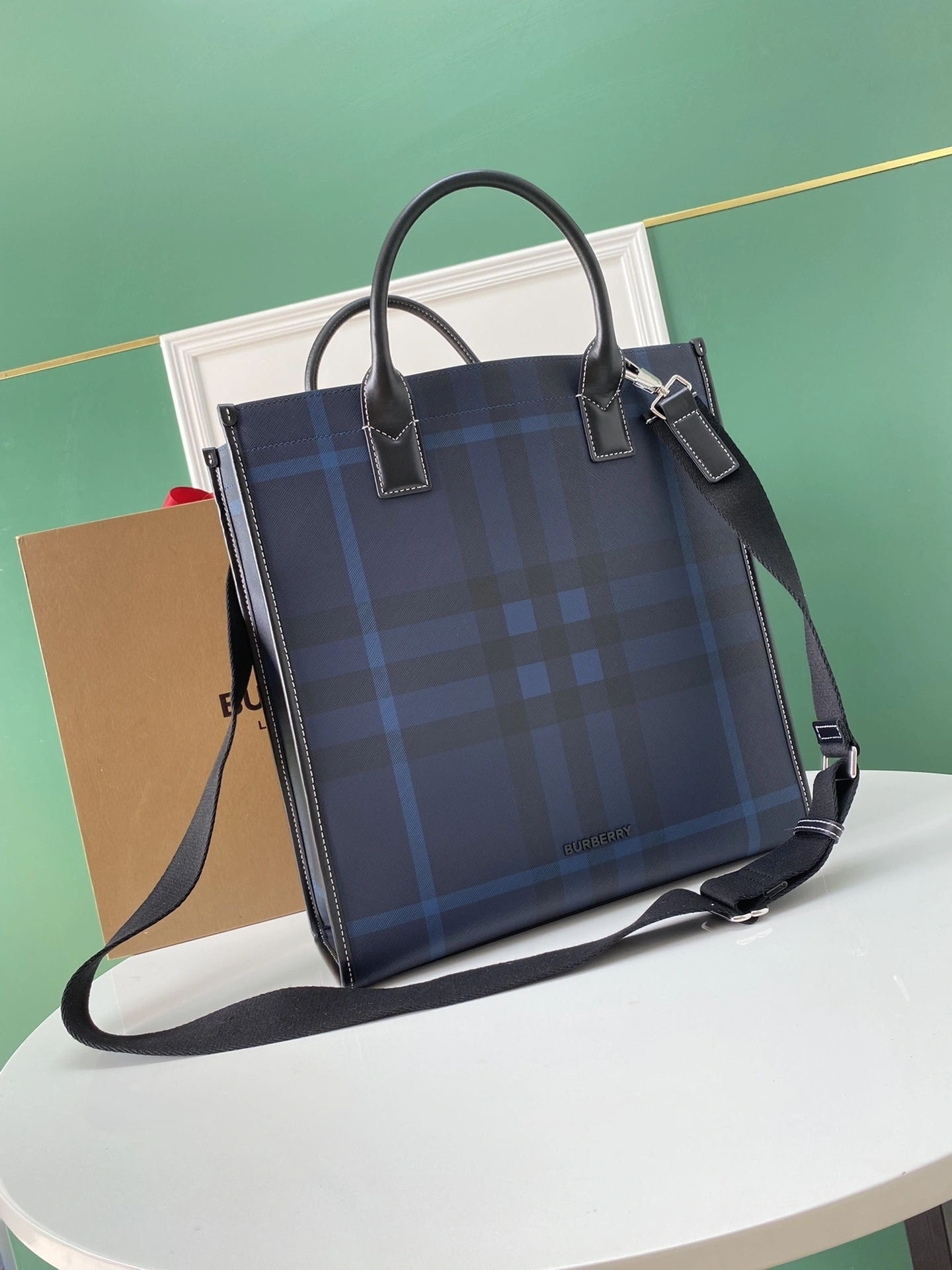 MOMO-- 80594571 item:D-B278A2306R