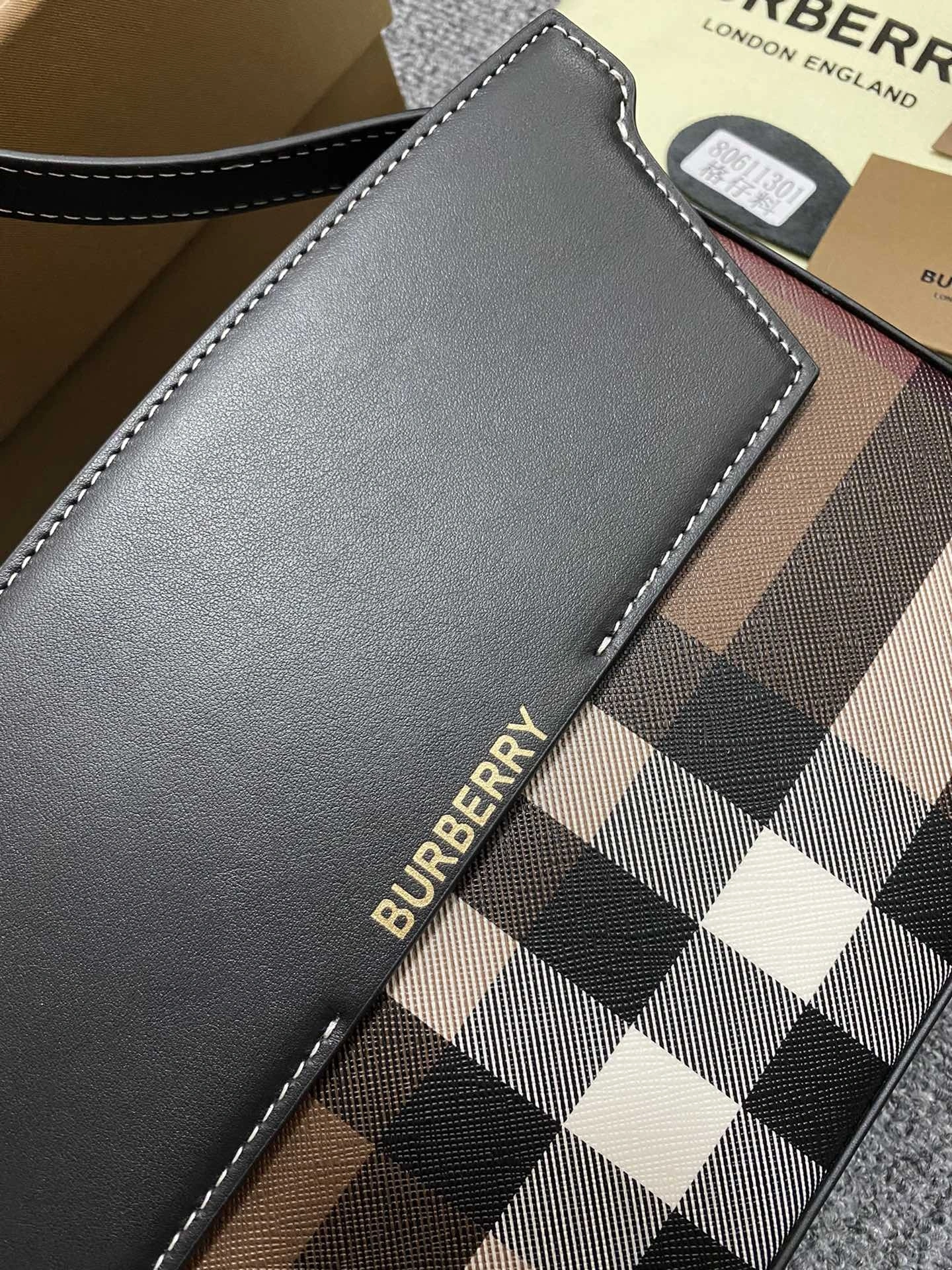 MOMO-- 80611301 Calfskin item:D-B000B2905