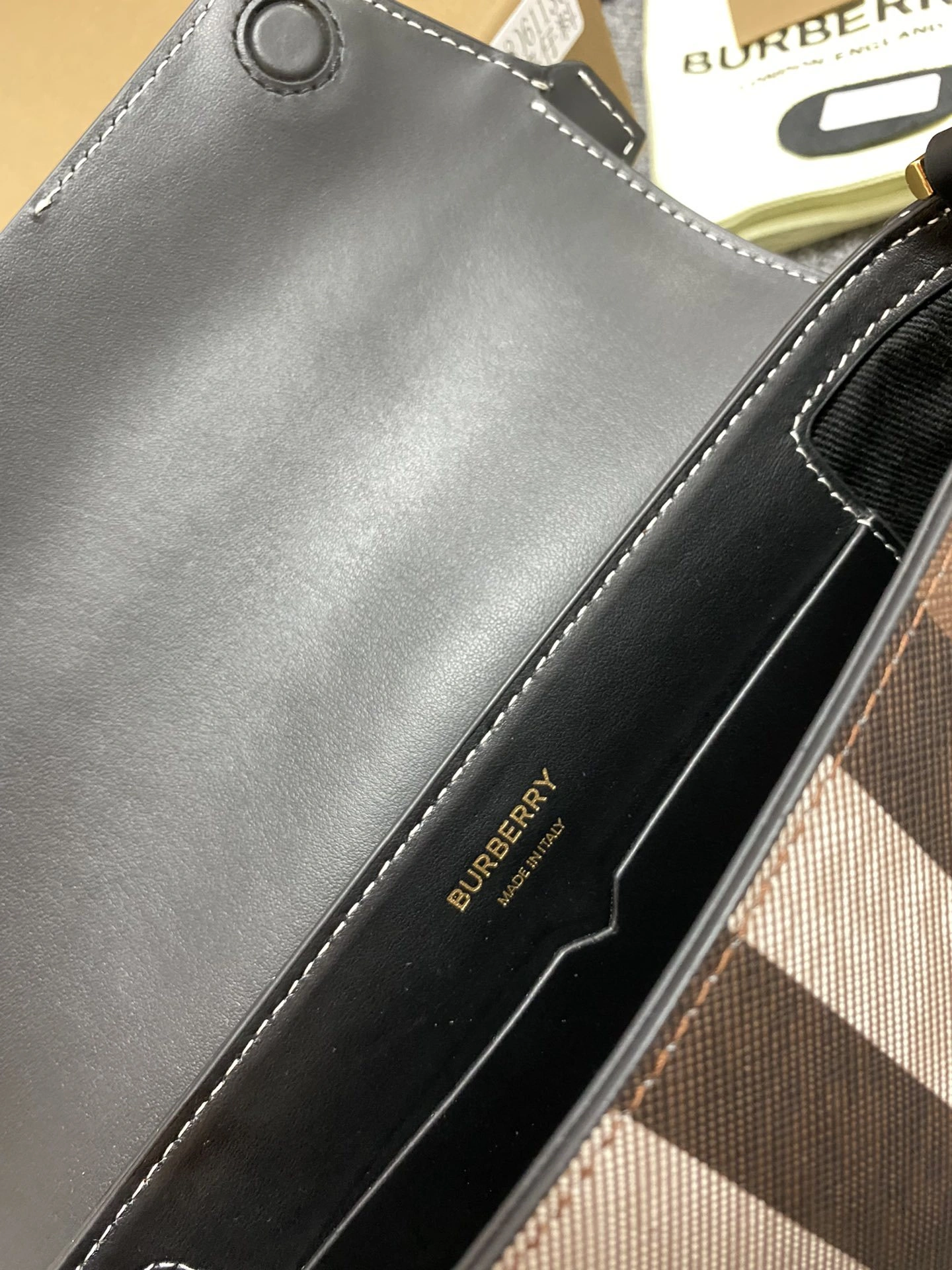 MOMO-- 80611301 Calfskin item:D-B000B2905