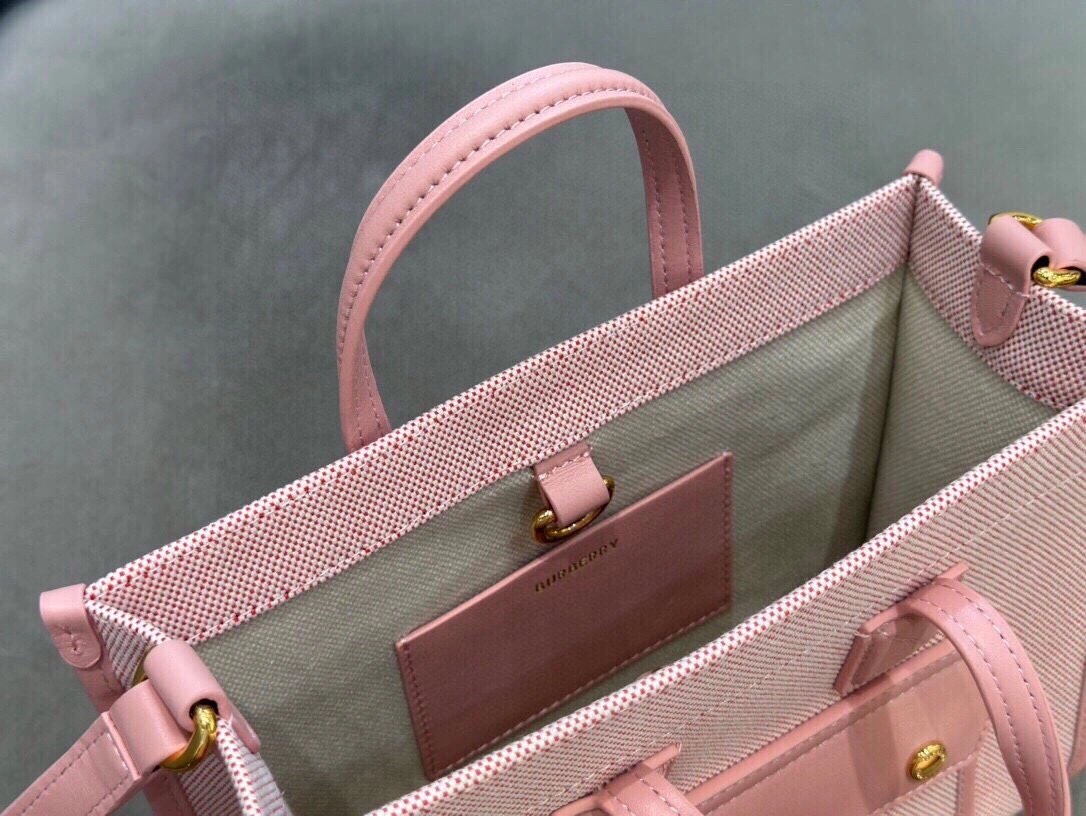 MOMO-- 80633081 item:D-B000A2438R