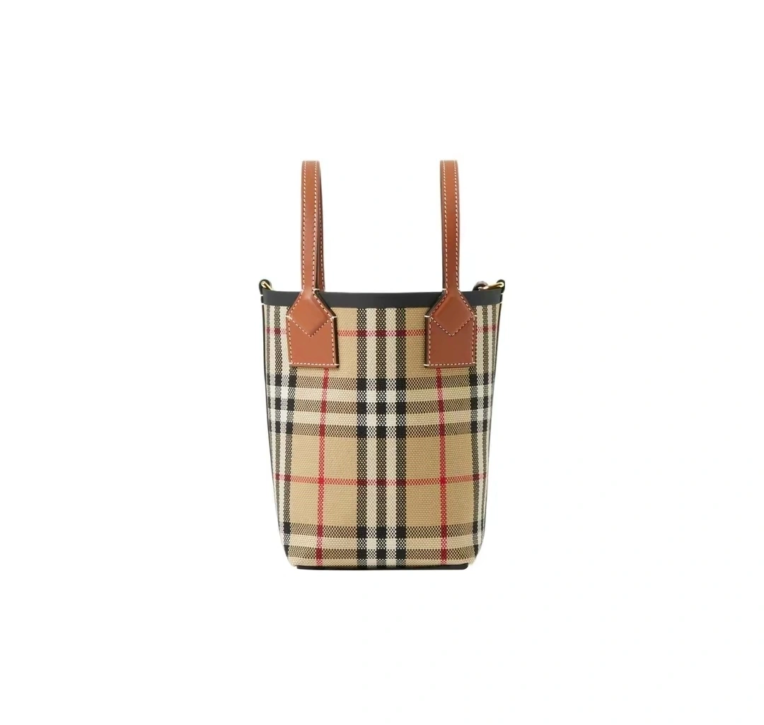 MOMO-- 80704611 item:D-B278A2269R