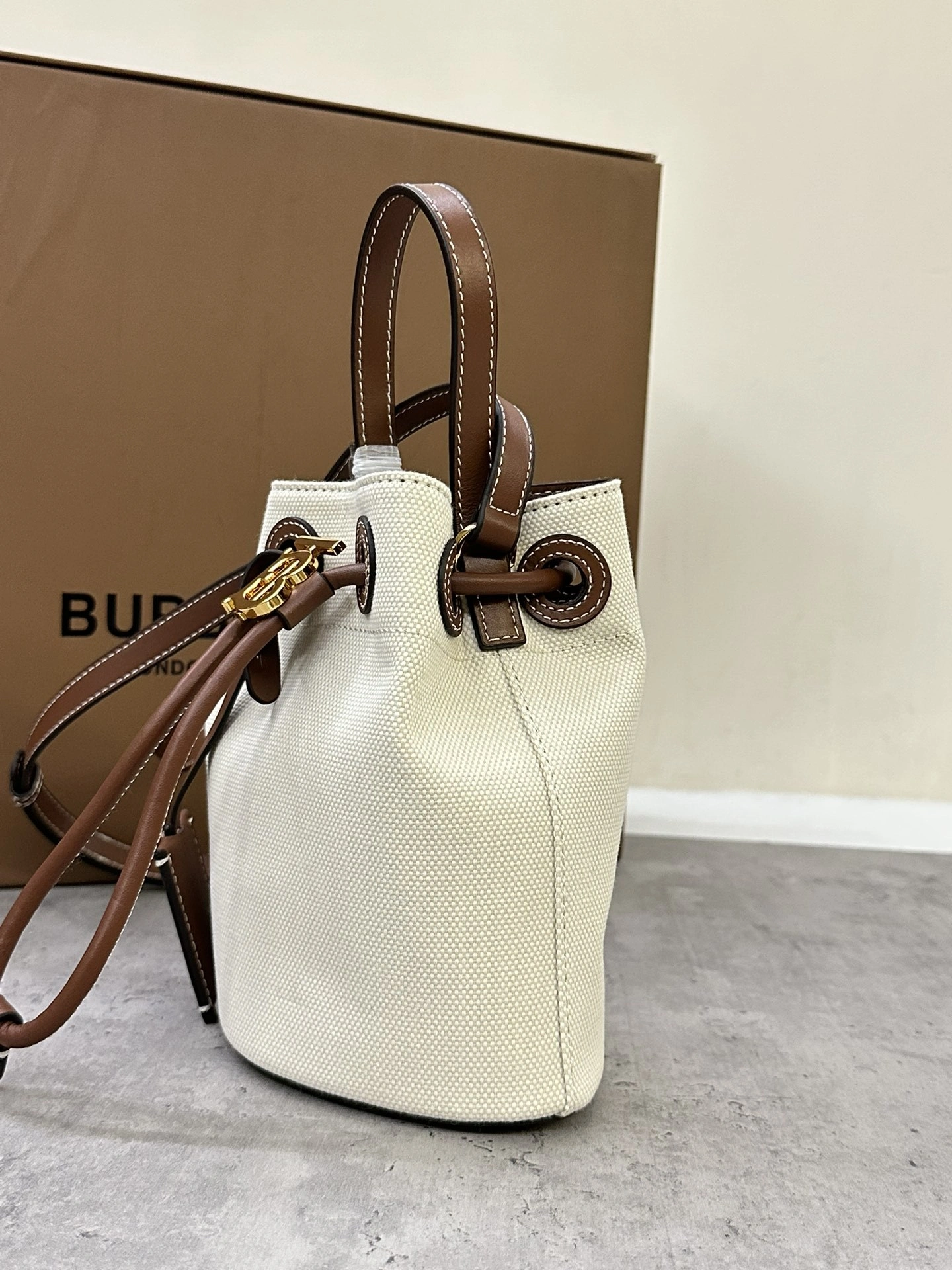 MOMO-- 80705761 item:D-B278A2309R