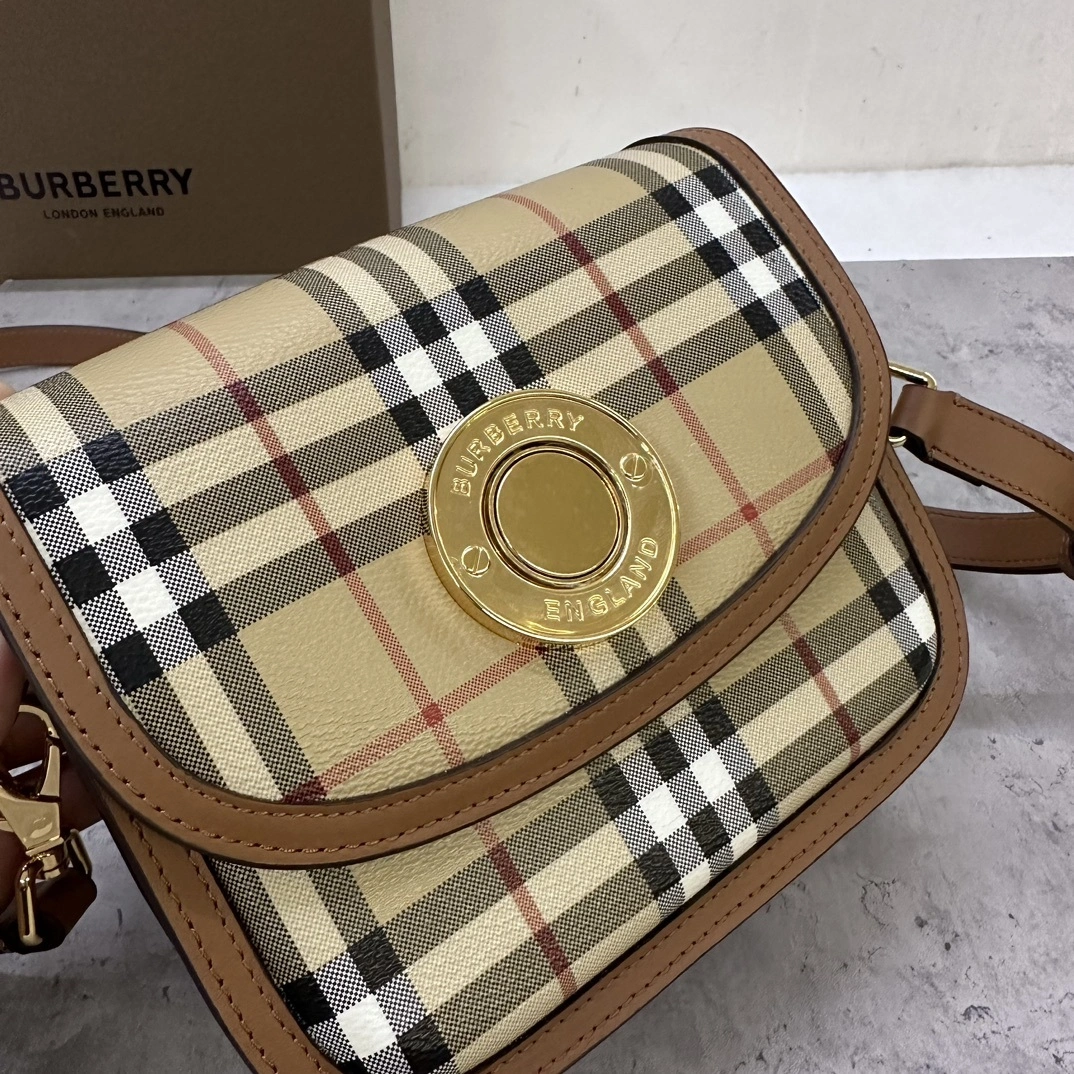 MOMO-- 80713561 item:D-B278A2270R